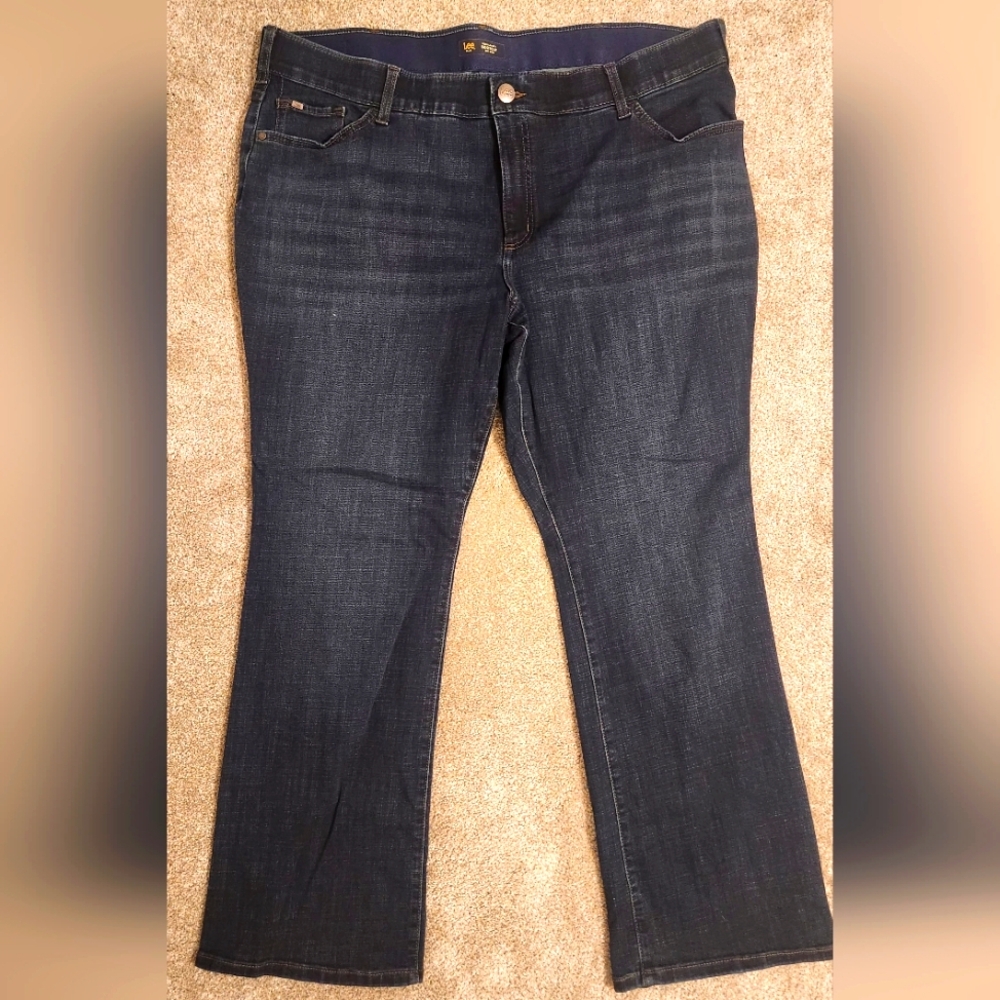 Lee Women's Deep Indigo Boot Cut Midrise Jeans